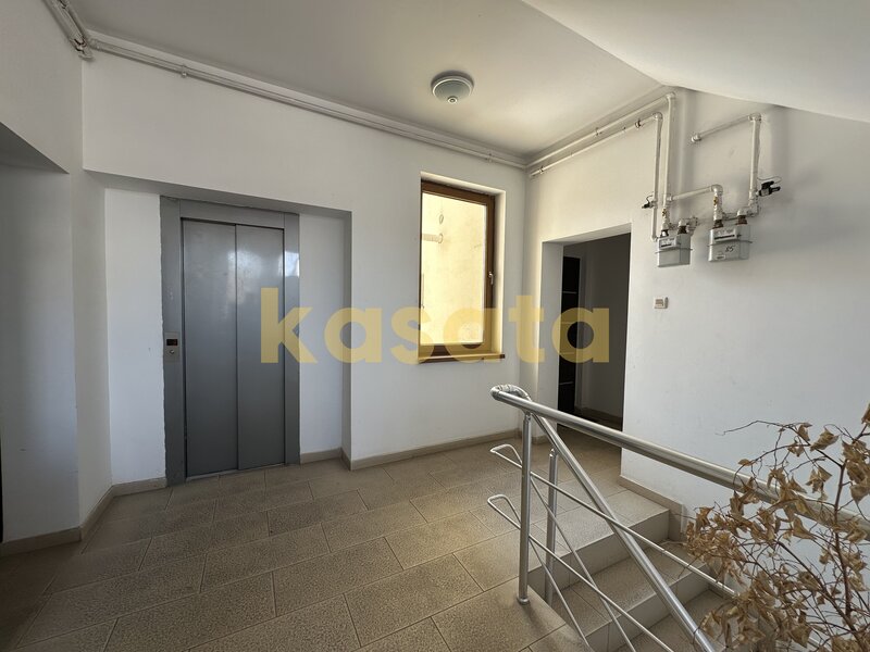 Dacia, Eminescu, de inchiriat garsoniera, bloc nou.